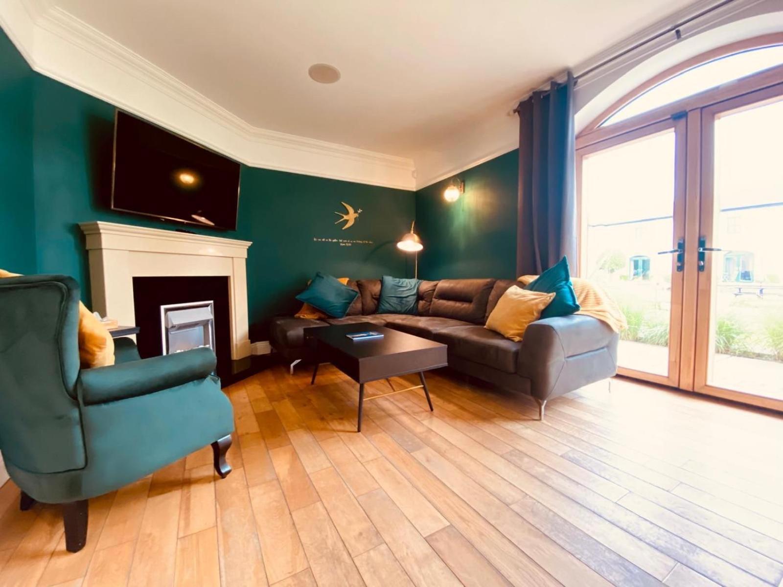 Escape Ordinary At Castle Hume Apartment Enniskillen Ngoại thất bức ảnh